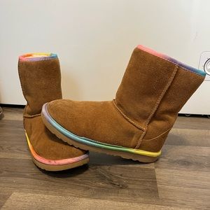 Uggs tan & rainbow size 5